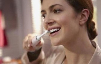 月子里如何正确刷牙